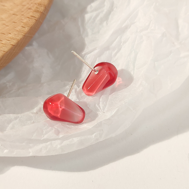 飾品批發(fā)廠家可愛(ài)紅石榴籽耳釘